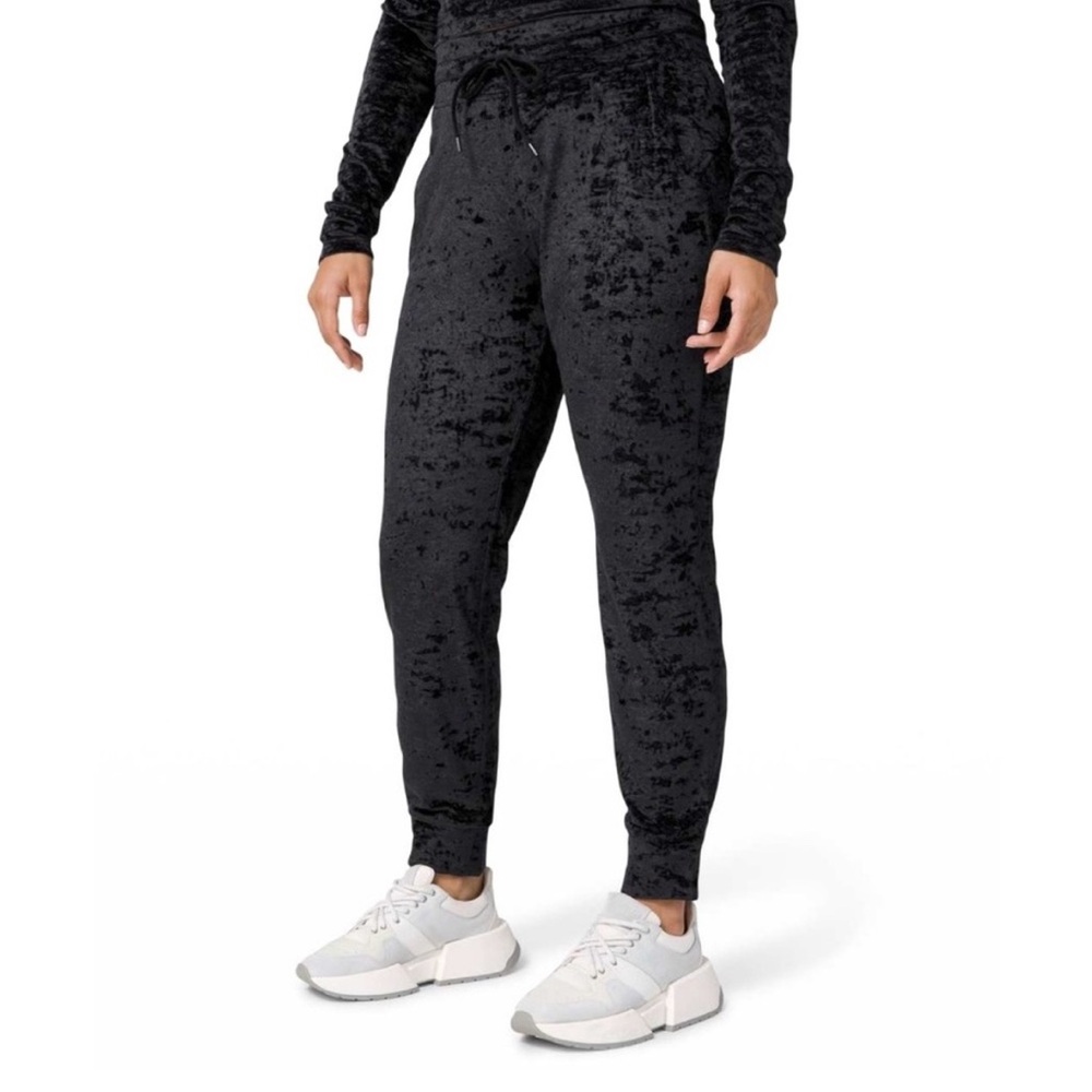 Lululemon Blue Velvet Joggers